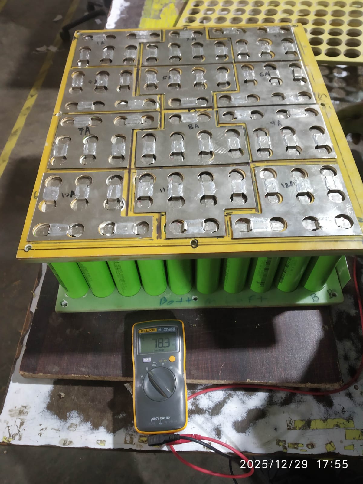 33140 cylindrical LiFePO4 cells...